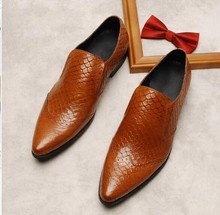 New Hot Couro Genuíno Vestido Formal Homens de Negócios Oxfords mocassim Breathble Sapatos Festa de Casamento Dos Homens 2024 - compre barato