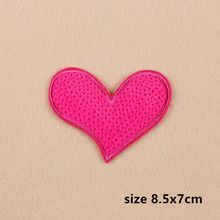 New arrival 10 pcs Pink Heart Sequin embroidered Iron On Patch DK iphone garment Appliques accessory free shipping 2024 - buy cheap