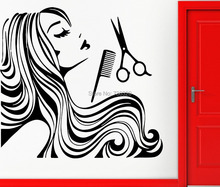 Adesivo de parede de vinil de salão de beleza de cabelo menina adolescente barbeiro decalque de parede removível salão de cabeleireiro janela de vidro decoração de parede 2024 - compre barato