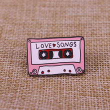 Pin esmaltado para canciones de amor 2024 - compra barato