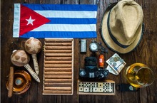 Винтажный Виниловый фон для студийной фотосъемки с изображением кубинского флага культуры сигар шляпы деревявечерние 7 Х5 футов 220 см x 150 см 2024 - купить недорого