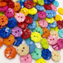 Botones de girasol de plástico para manualidades, lote de 2 agujeros para coser, PT122, 50/100 Uds. 2024 - compra barato