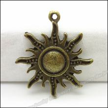 Encantos do Vintage Sun pingente antigo bronze liga de zinco Fit pulseira DIY jóias Metal 2024 - compre barato