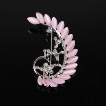 Temperament Peacock Brooch Jewelry For Women/men Fashion Jewelry Brooch Pins Metal Scarf Wedding Gift Diy Jewellery Accessories 2024 - buy cheap