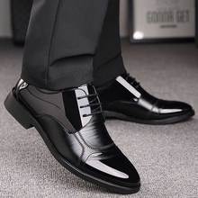 Роскошные деловые кожаные туфли-оксфорды, Мужские дышащие Формальные туфли на резиновой подошве, Мужская офисная Свадебная обувь на плоской подошве, мокасины 2024 - купить недорого