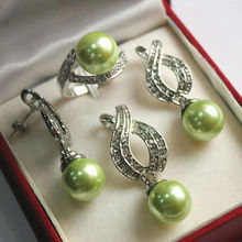 Бесплатная доставка @ 1 комплект AAA 12 мм кулон с зеленым жемчугом ожерелье серьги кольцо набор 033 2024 - купить недорого