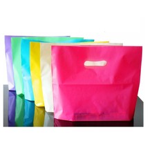 Atacado 50x50! Sacos de armazenamento plásticos coloridos com alça rosa, saco de embalagem para presente de roupas 2024 - compre barato