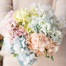 Flores artificiales de seda, Hortensia de 5 cabezas, falsas de alta calidad para ramo de flores decoración del hogar y boda, venta al por mayor 2024 - compra barato