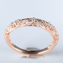 Кольцо обручальное из розового золота с натуральными бриллиантами, 14 к 2024 - купить недорого