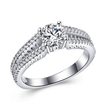 Hainon moda Color plata anillos de eternidad regalo Venta caliente Nueva joyería princesa AAA zirconia cúbica promesa boda bandas para mujeres 2024 - compra barato