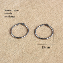 Pendientes de aro de acero inoxidable para hombre y mujer, joyería clásica, círculo redondo de titanio, tamaño 35mm 2024 - compra barato