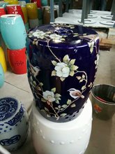 Фарфоровый садовый табурет Цзиндэчжэнь с цветами и птицами, керамический табурет для туалетного столика, китайский синий садовый табурет с ручной росписью 2024 - купить недорого