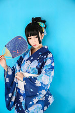 Kimono japonés tradicional con Obi para mujer, vestido de noche Vintage, Kimono japonés de flores, albornoz Yukata A60605 2024 - compra barato