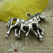 75 piezas encantos del caballo de plata tibetano 30x23mm #3949 2024 - compra barato