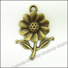 80 piezas Vintage encantos flor colgante bronce antiguo aleación de Zinc ajuste pulsera collar DIY Metal joyería hallazgos 2024 - compra barato