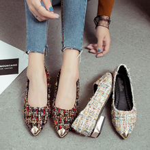Женские туфли на плоской подошве, с острым носком, без застежки 2024 - купить недорого