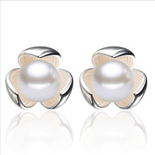 New Fashion Flower Shaped Pearl Stud Earrings For Girl Bride Party Bijou Pure Silver Plated Earrings Women Jewelry 2024 - buy cheap