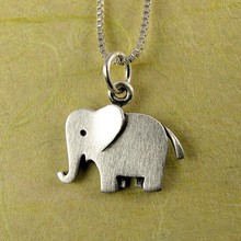 Wholesale Trendy Gold Silver Color Elephant Necklace High Quality Design Love Nagging Necklace Women Birthday Gift 2024 - buy cheap