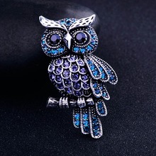 Broche con diseño de búho para hombre y mujer, insignia de aleación de Zinc coreana, imitación de diamantes de imitación, azul, accesorios para regalos de navidad 2024 - compra barato