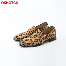 OKHOTCN-mocasines con estampado de leopardo para hombre, zapatos informales de terciopelo, planos, de talla grande, para baile de graduación, mocasines de cuero de ante 2024 - compra barato