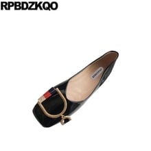 Coreano macio ballet flats feminino preto couro de patente china metal bailarina designer vermelho belo chique senhoras praça dedo do pé escorregar sobre 2024 - compre barato