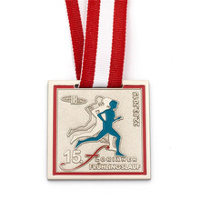 Medalhas desportivas com fitas de medalhas de corrida personalizado barato esportes medalha de ouro personalizado 2024 - compre barato