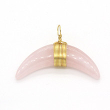 FYJS-Colgante de cuarzo rosa Natural para mujer, joyería elegante, Color oro amarillo claro único, envoltura de alambre, luna creciente 2024 - compra barato