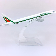 16cm 1:400 boeing B777-200 modelo alitalia itália avião w base airways liga avião avião collectible exibição brinquedo coleção 2024 - compre barato