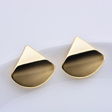 Colgador triangular de Metal liso para pendientes, accesorios de joyería DIY, perchas de Color dorado, 24K 2024 - compra barato