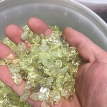Piedras preciosas de cristal Natural, 100g, para terrario, pecera, cristales de cuarzo, piedras naturales 2024 - compra barato