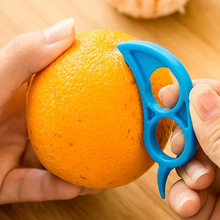 1PCS Plastic Orange Peeler ​Fruit Opener caler Kitchen Gadgets Fruit & Vegetable Tools Kitchen Gadgets Random Color 2024 - buy cheap