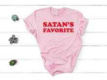 Satans любимая Пастель Гот футболки для девочек эстетическое лозунг Tumblr Мода 90s Молодежный стиль цитата в винтажном стиле, Женская обувь в стиле уличной моды, лозунг футболки для девочек 2024 - купить недорого