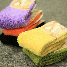Высококачественные модные теплые зимние женские носки хлопковые и шерстяные носки для пола для пожилых женщин коралловые флисовые плотные носки для сна для женщин 2024 - купить недорого