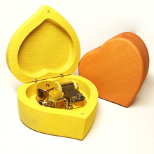 Caja de música de corazón de cuerda hecha a mano, caja de música grabada personalizada de madera, regalo personalizado, Envío Gratis 2024 - compra barato