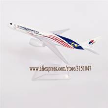 Air Malaysia-avión A350 Airbus 350 Airways, modelo de avión de aleación de Metal, decoración de avión fundido a presión, regalo para niños, 16cm 2024 - compra barato