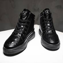 Натуральная черная Простая мужская обувь на мягкой подошве 2019 г. Весенне-осенняя брендовая теплая Повседневная обувь с высоким берцем большой размер 45 2024 - купить недорого