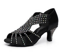 Zapatos de Salsa con diamantes de imitación para mujer, calzado de baile Latino, de tacón alto con manchas, suela suave, color negro 2024 - compra barato