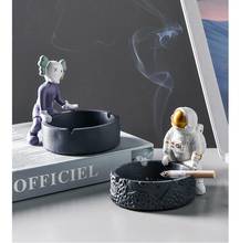 Nordic Creative Astronaut Ashtray Resin Accessories Hotel Club Bar Figurines Decoration Home Livingroom Desktop Sculpture Crafts 2024 - buy cheap
