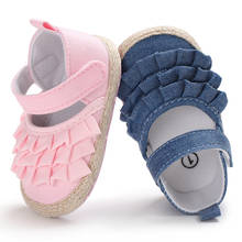Calçados para bebês recém-nascidos, sapatos de verão para crianças, sola macia, berço, antiderrapante, sólido com babados, para primeiros passos 2024 - compre barato