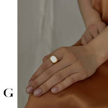 Anel de aço inoxidável ghidbk, anel da moda em aço inoxidável com casca quadrada branca natural para mulheres, anel minimalista com estilo de rua, 2020 2024 - compre barato