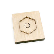 Troquel de corte de madera de cuero hexagonal, hoja de acero japonesa, molde troquelador de Metal para perforar cuero DIY, herramienta de artesanía Kraft 2024 - compra barato