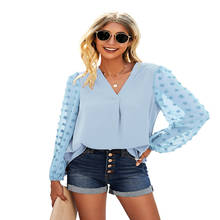Blusa de manga larga con cuello en V para mujer, camisa holgada con agujeros, color azul, para primavera 2024 - compra barato