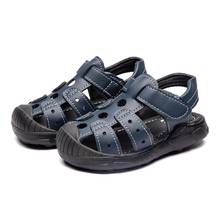 Sandálias de couro macio para meninos e meninas, sapatos casuais resistentes ao desgaste para o verão para bebê baotou anticolisão 2024 - compre barato