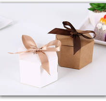 20 штук шестигранные крафт Бумага упаковочной коробки конфет Печенье Коробка с лентой для выступлений и на свадьбу праздничная подарочная упаковка коробка 2024 - купить недорого