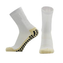 Нескользящие дышащие мужские спортивные летние хлопковые резиновые короткие носки для бега футбола баскетбола футбола 9 цветов 2024 - купить недорого