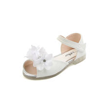 2022 summer new children's Korean sandals girls pearl string flower princess sandals soft sole sweet for party cute fashion shoe 2024 - buy cheap