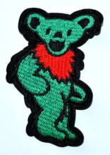 Зеленая Изысканная нашивка с надписью «Танцующий медведь» (размер около 5,5*8,3 см) 2024 - купить недорого