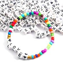 100 Pçs/lote 6 * A-Z 6 milímetros Cubo Acrílico Carta Beads Alfabeto Único Quadrado Branco Pulseira DIY Fazer Jóias Contas Acessórios 2024 - compre barato