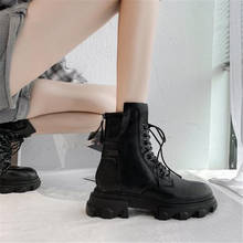 Botas de combate con plataforma para mujer, botines de cuero negro con cordones y tacón grueso, estilo gótico Punk, para invierno 2024 - compra barato