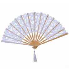 50Pcs 21CM Personalized Wedding Fan Bamboo White Ivory Vintage Cotton Battenburg Lace Ladies Folding Hand Fan Wedding Favors 2024 - buy cheap